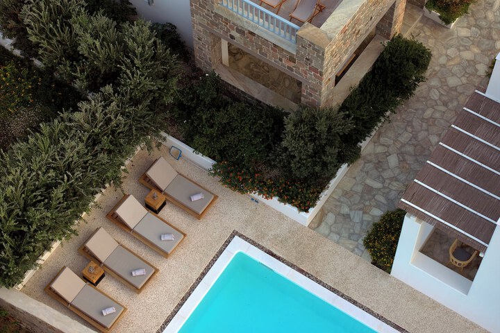 Hotel 94 of 109