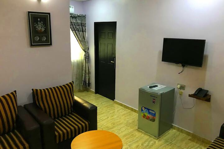 Room 12 of 36