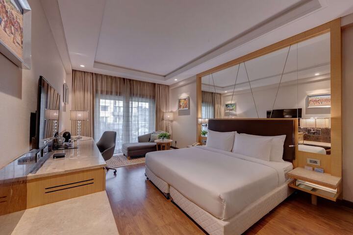 Room 31 of 160