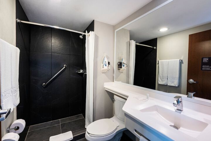 Clean Restrooms