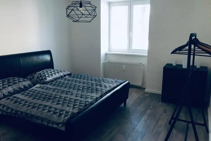 Room 2 of 15