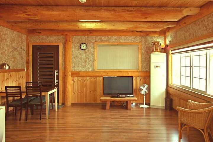 Room 27 of 50