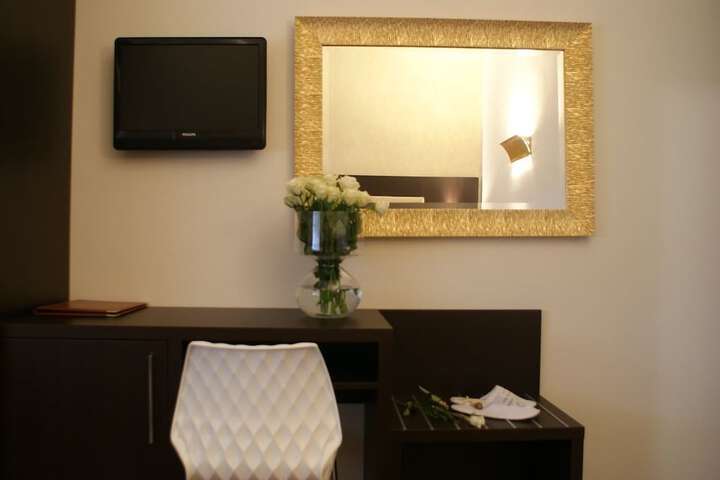 Room 25 of 68