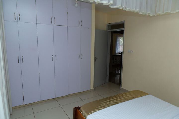 Room 11 of 29