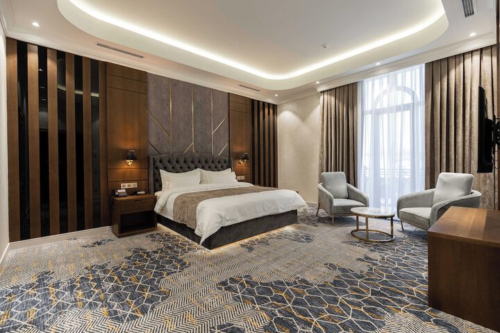 Room 43 of 114