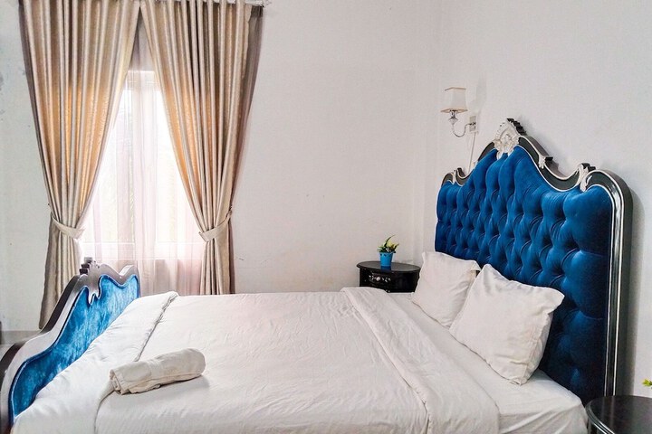 Room 38 of 93