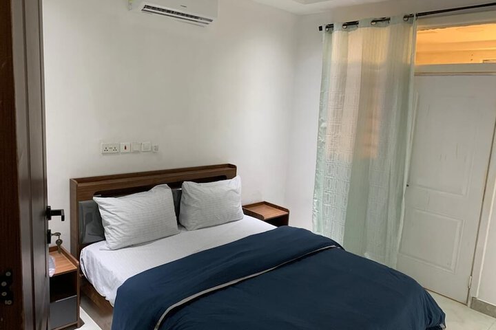 Room 5 of 46