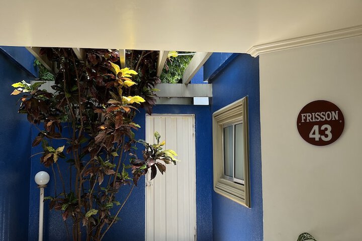 Hotel 4 of 118