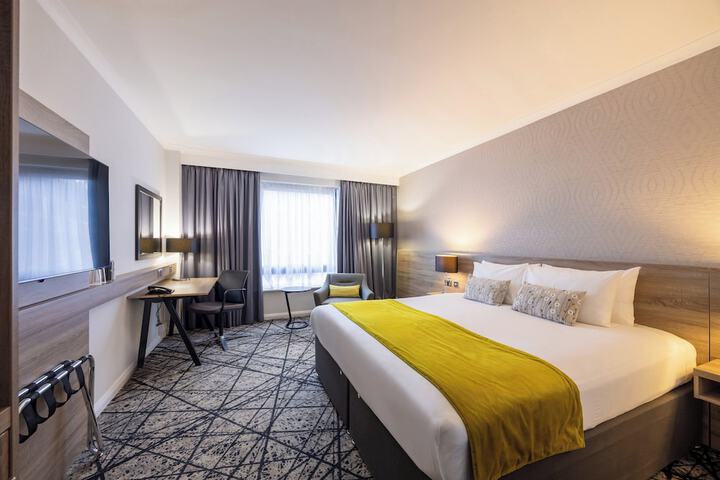 Room 10 of 79
