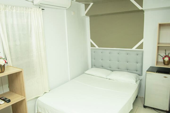 Room 44 of 108