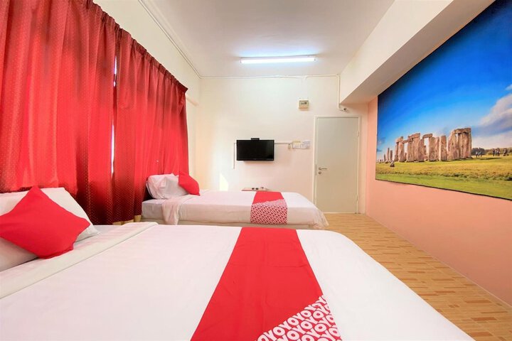 Room 30 of 53