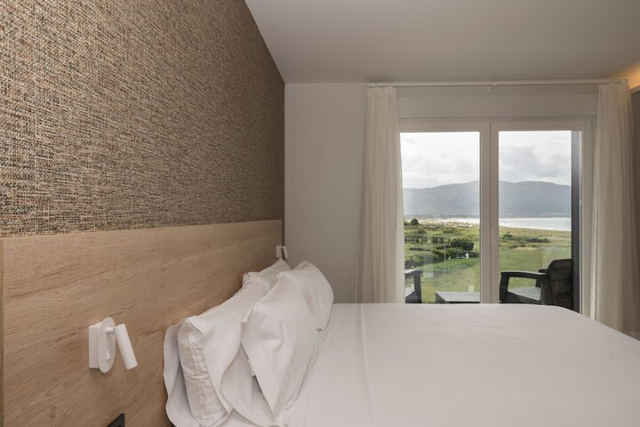 Room 45 of 122