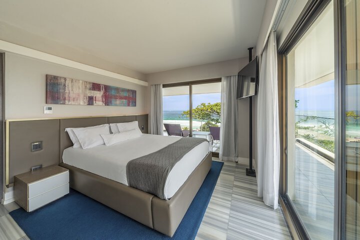 Room 32 of 104
