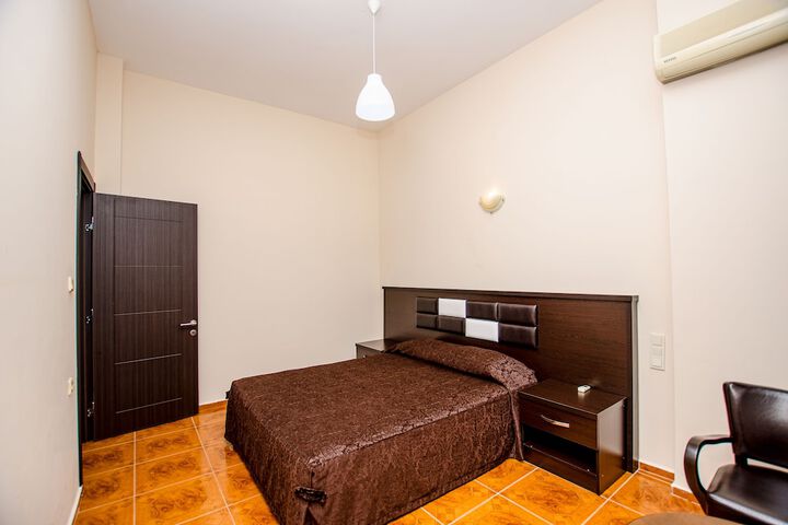 Room 21 of 64