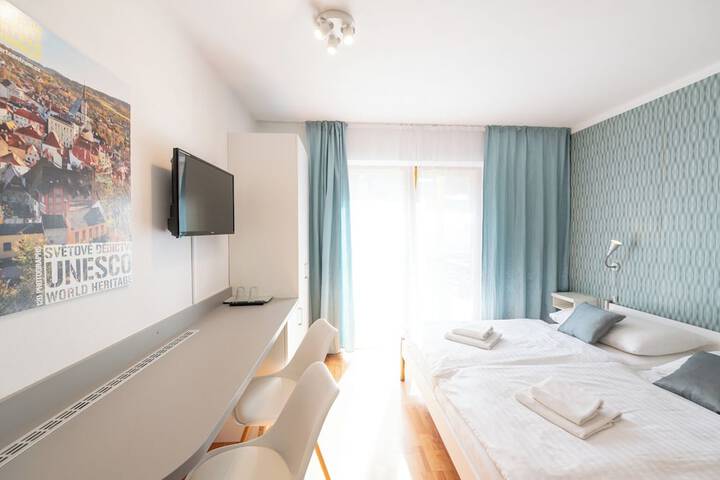 Room 50 of 140