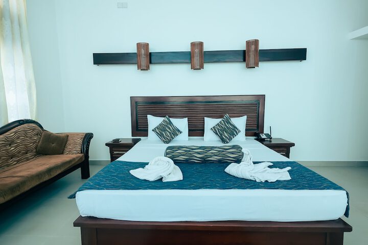 Room 5 of 25