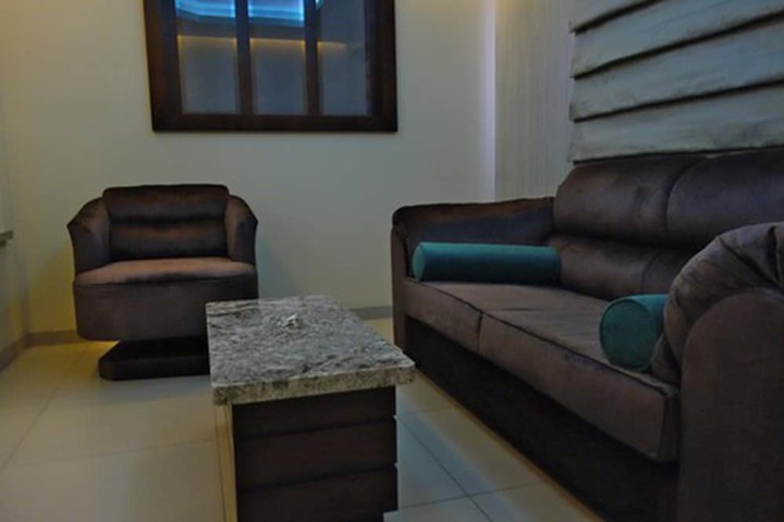 Room 12 of 21