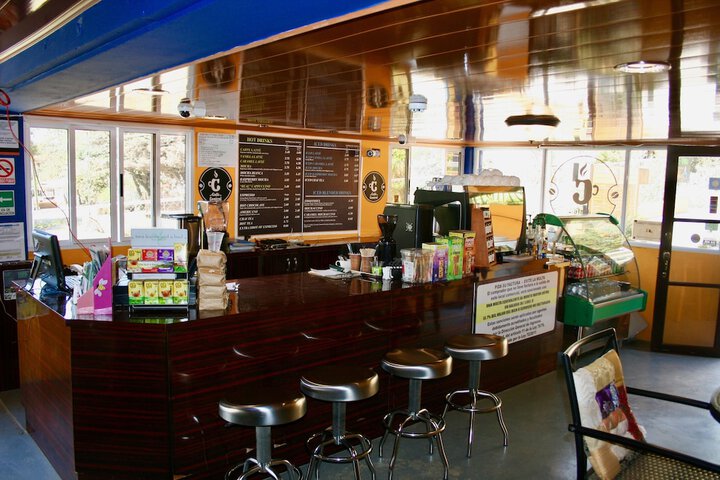 Concierge desk