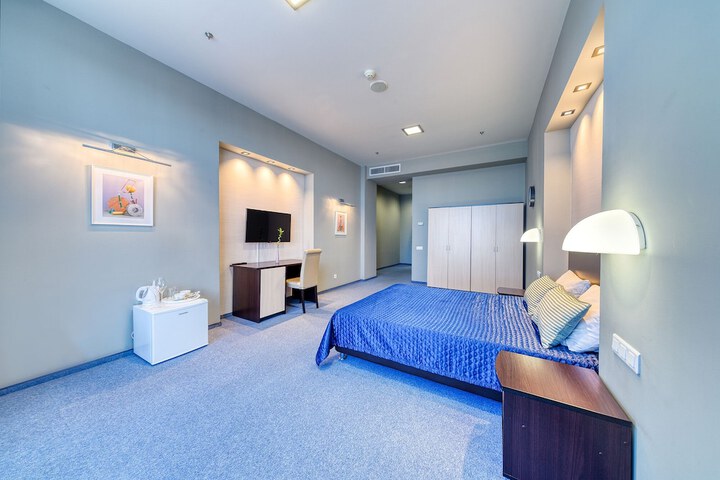 Room 25 of 50
