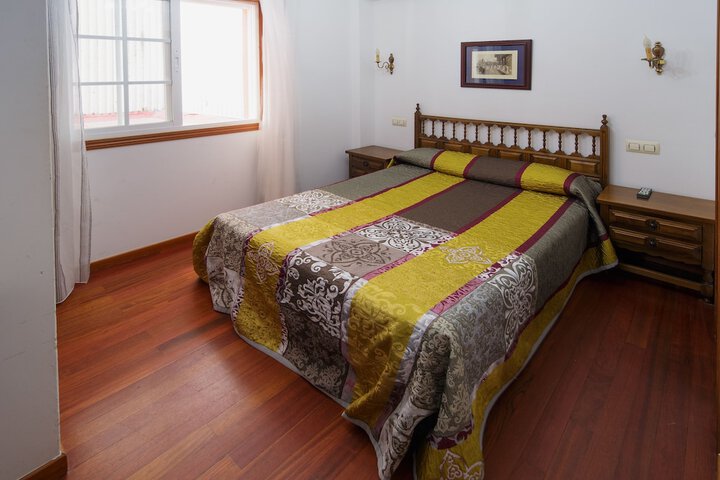 Room 5 of 20