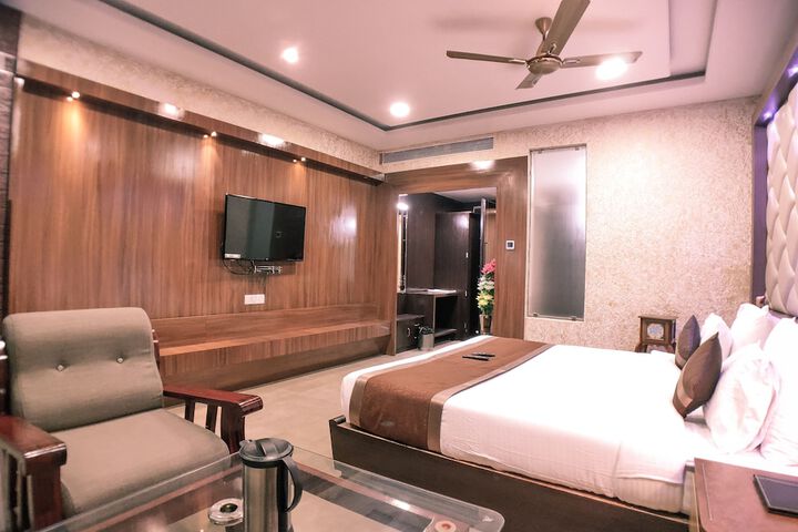 Room 22 of 43