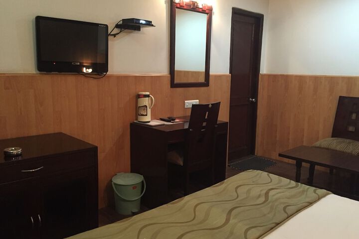 Room 29 of 51