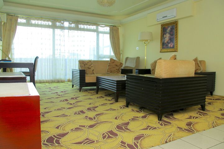Room 40 of 66