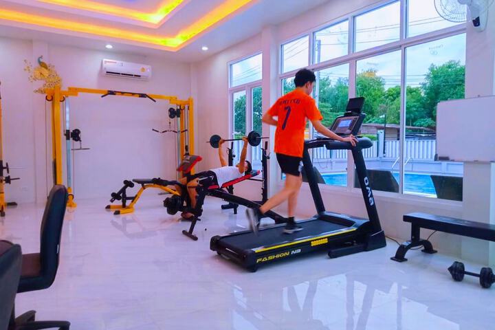 Health and Fitness 20 of 33