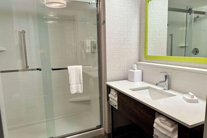 Bathroom shower