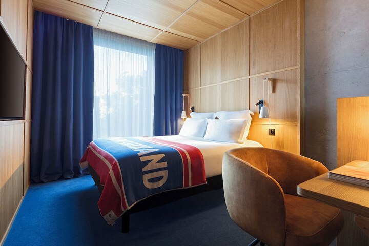 Room 15 of 71