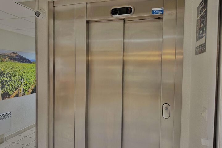 Elevator