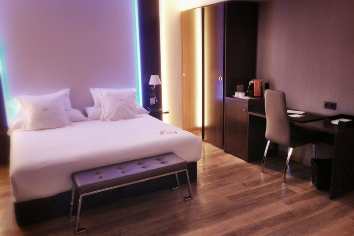 Room 3 of 57