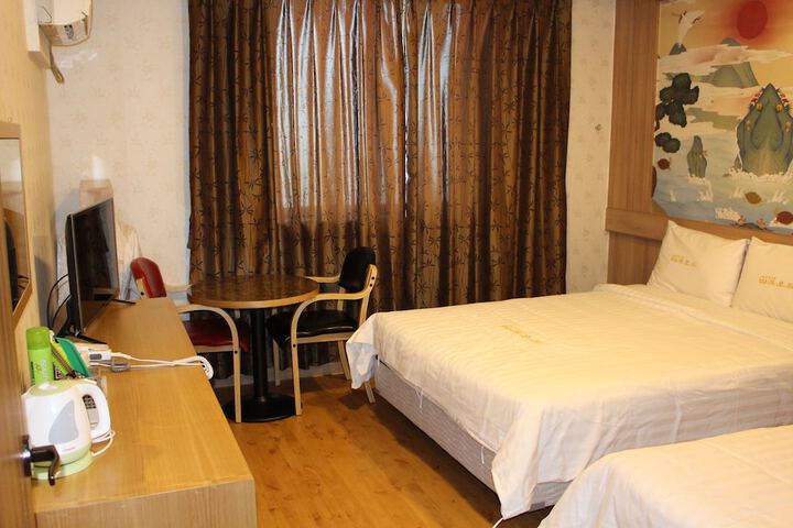 Room 12 of 78