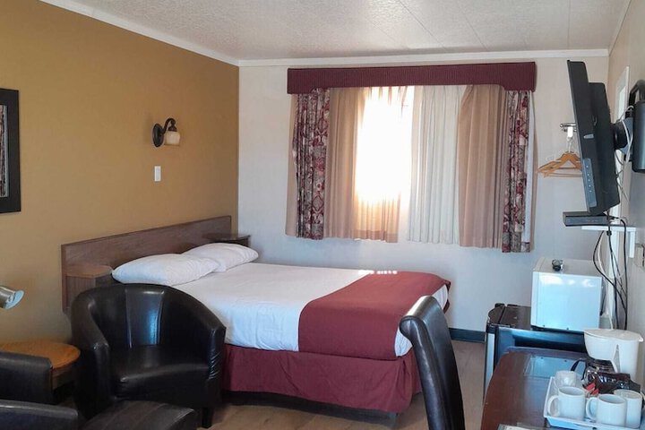 Room 84 of 132