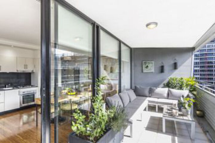 Sunny AC Sydney Apt