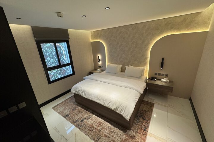 Room 12 of 61