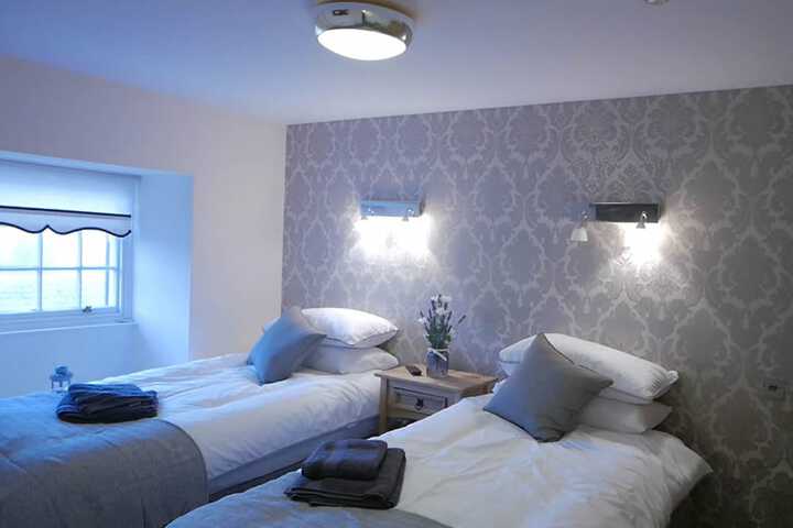 Room 3 of 18
