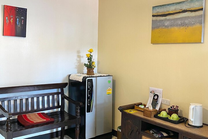 Room 38 of 62