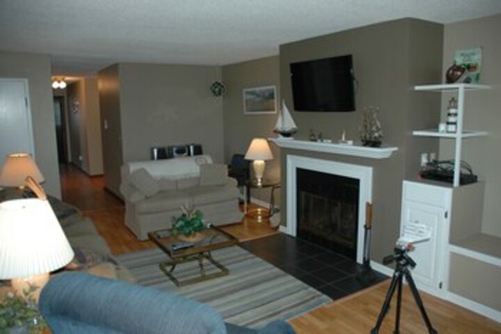 Room 51 of 250