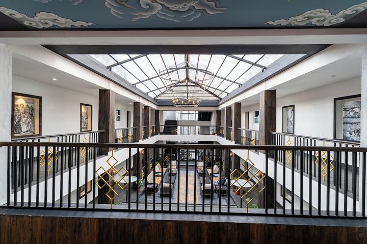 Hotel Interior 136 of 198