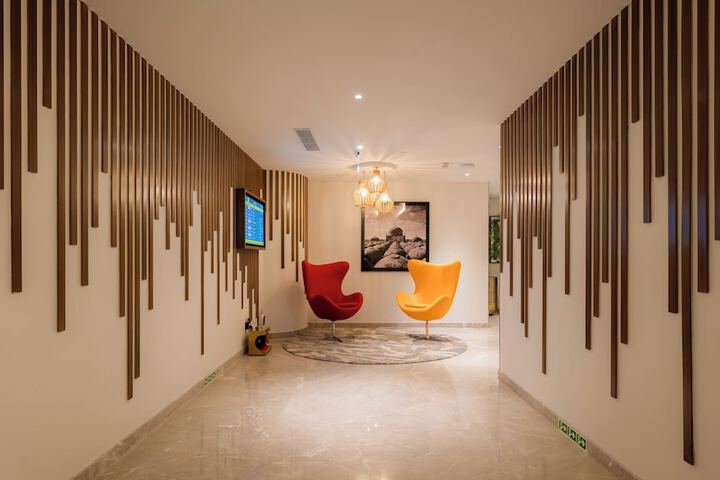 Hotel 2 of 20