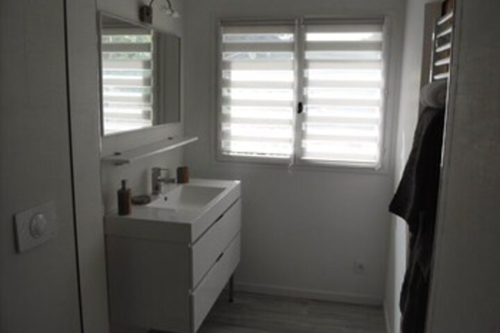 Room 3 of 22