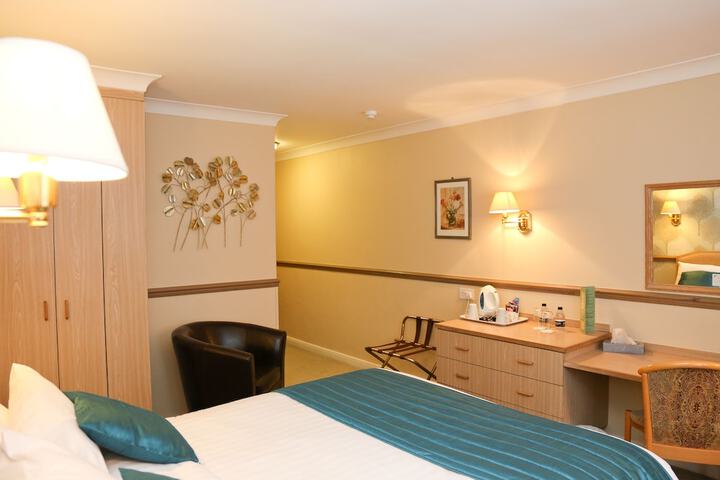 Room 18 of 73