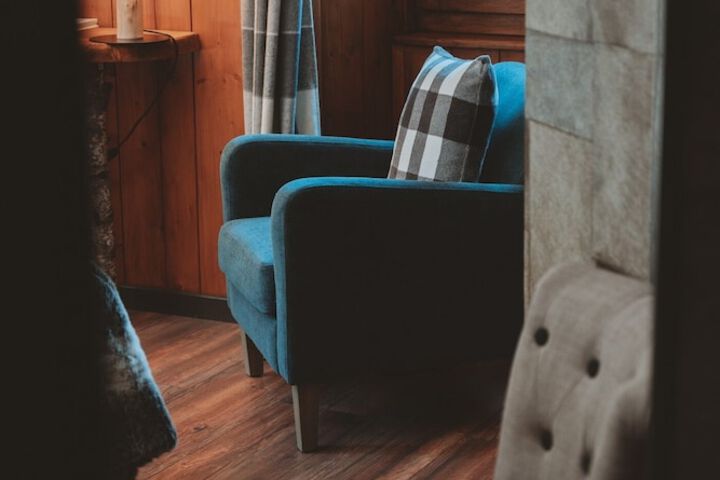 Room 10 of 20