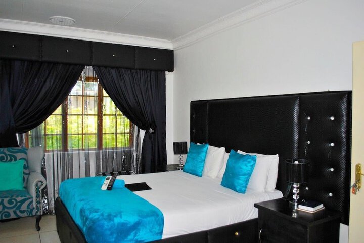 Room 5 of 41