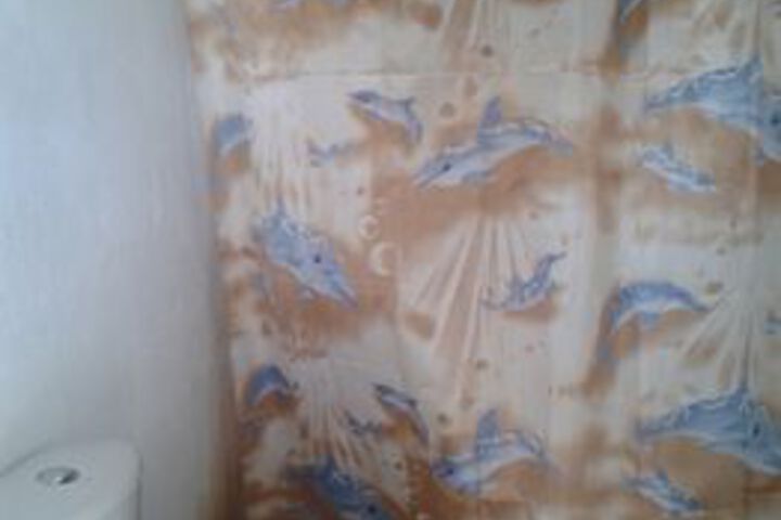 Room 2 of 18