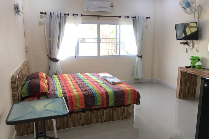 Room 3 of 39