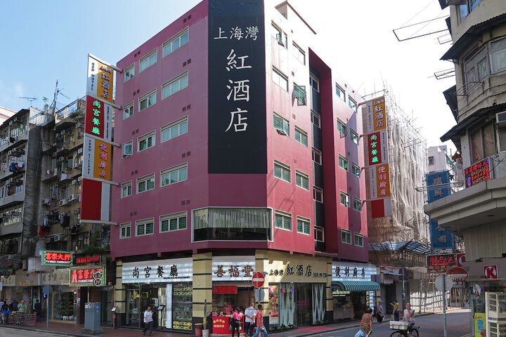 Hotel 33 of 42