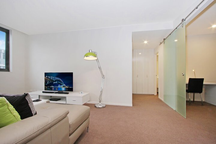 Room 42 of 74