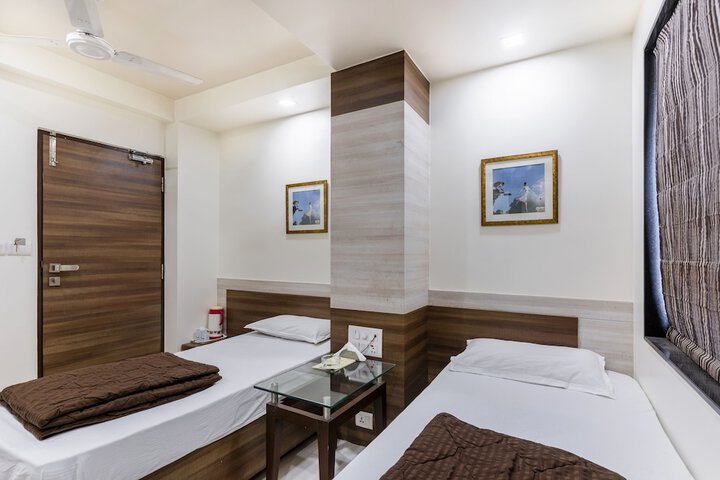 Room 18 of 52